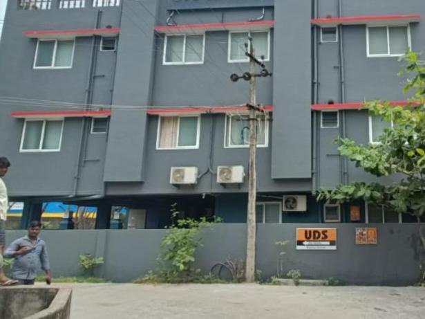 Crayons Hotel Ченнаї Екстер'єр фото